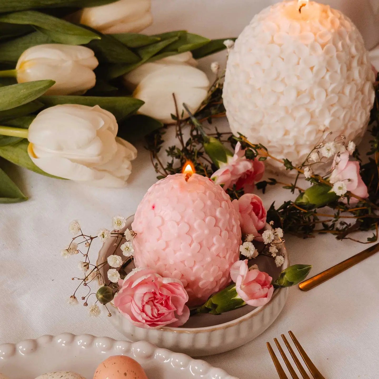 The Little Floral Egg Candle