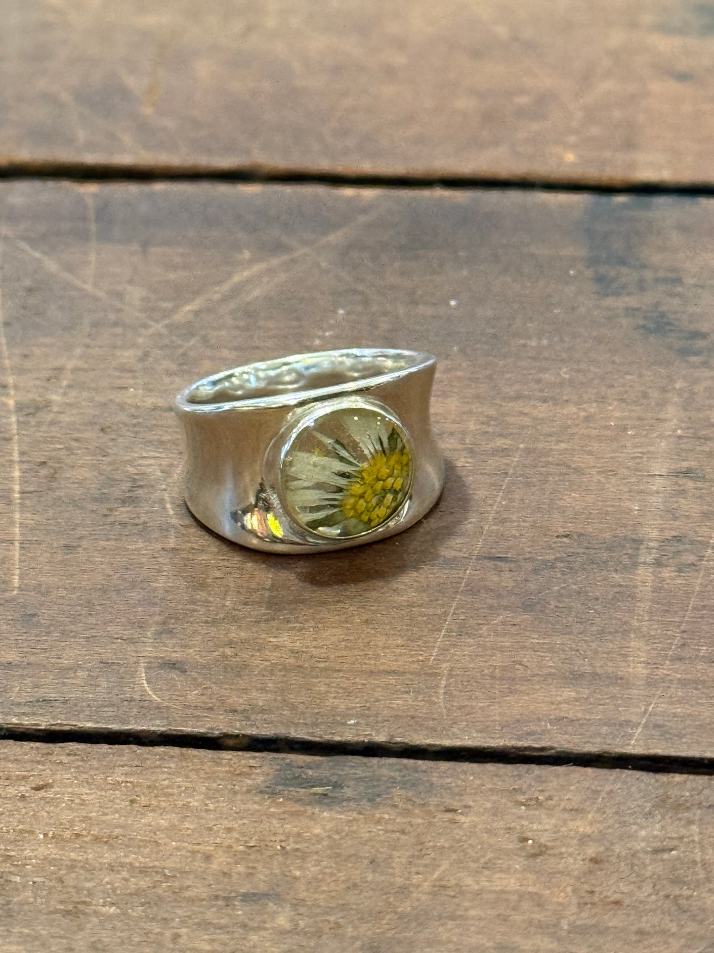 Daisy Chunky Ring