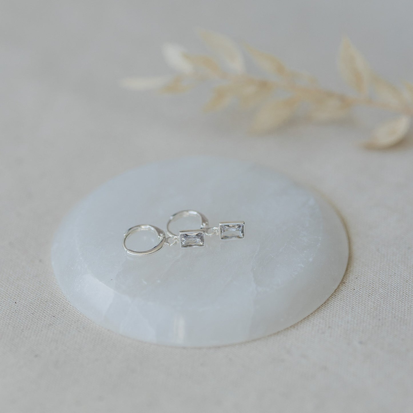 Shine Hoops - Silver/Clear