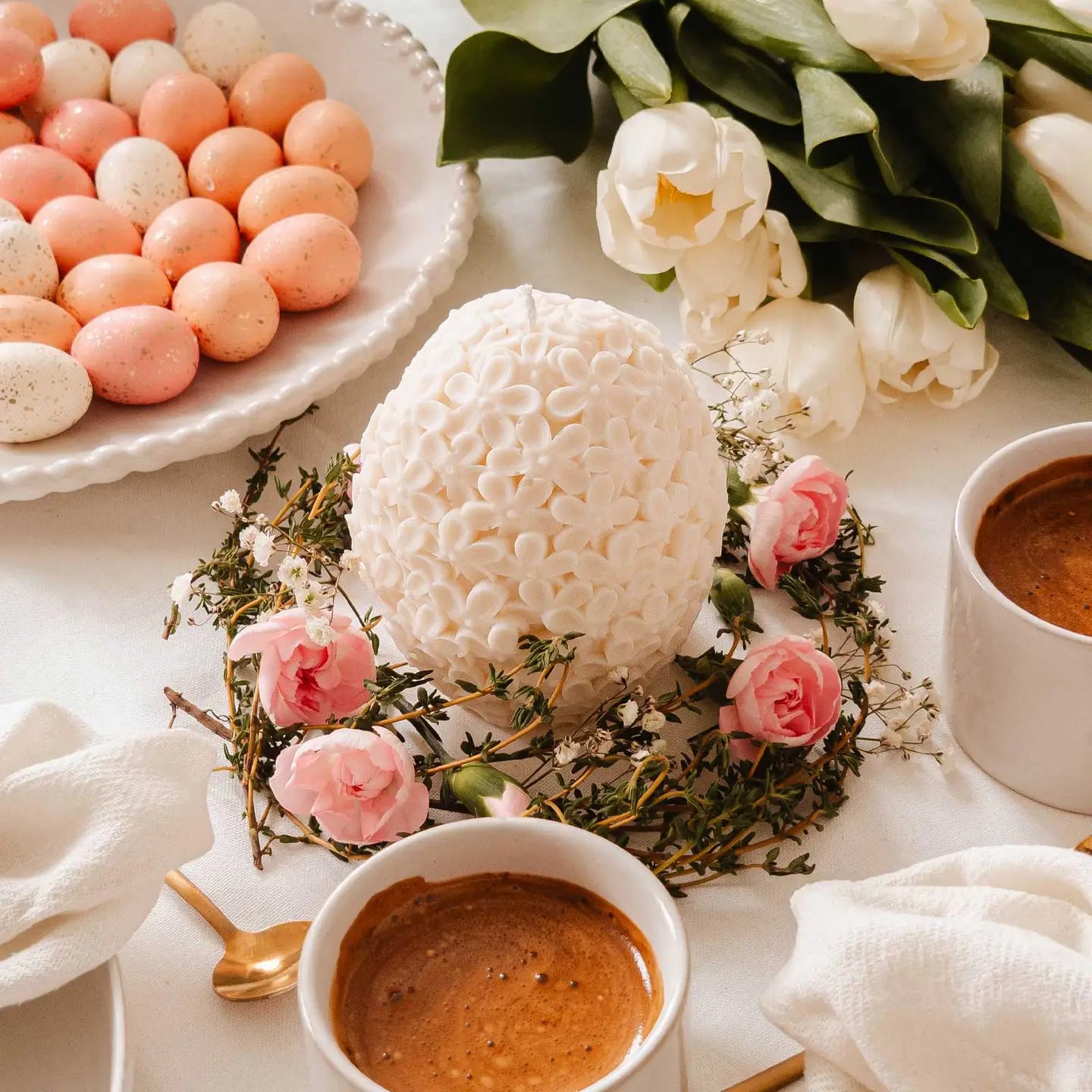 The Floral Egg Candle
