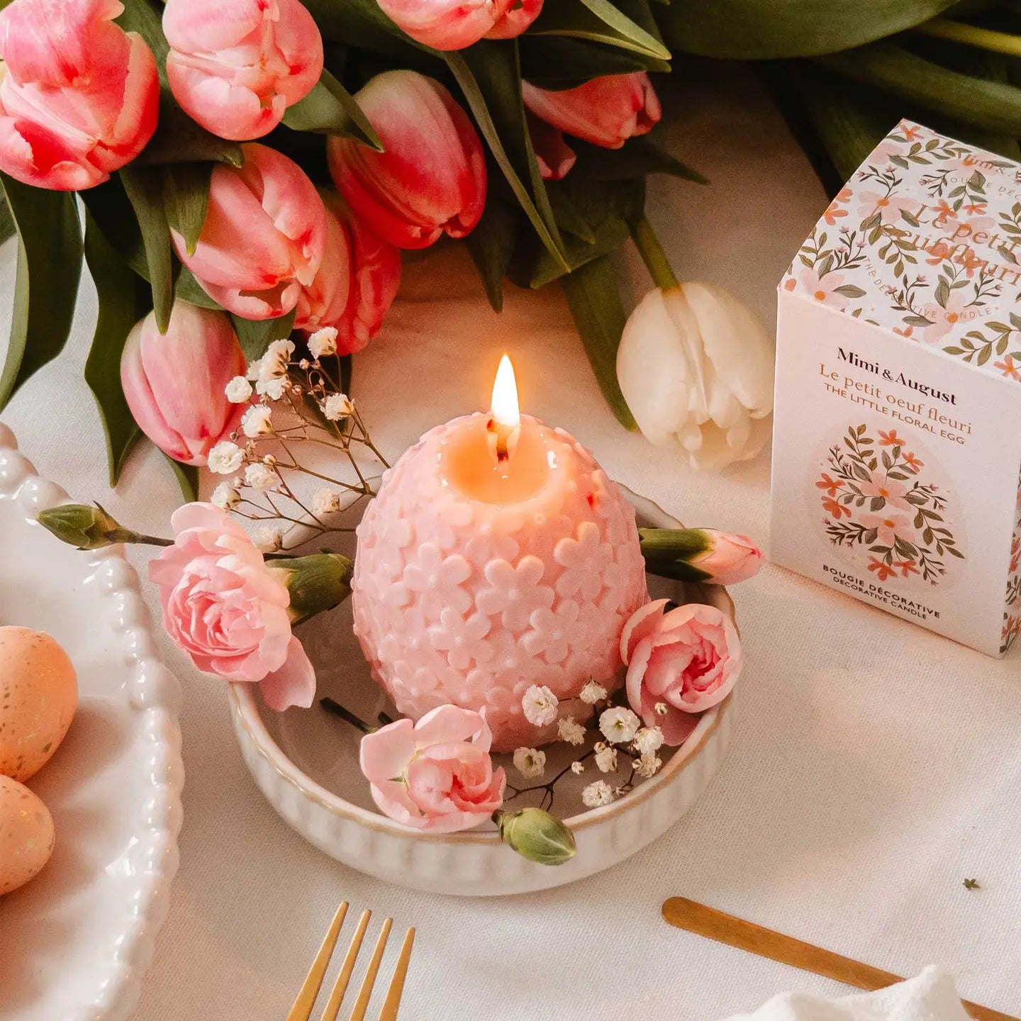 The Little Floral Egg Candle