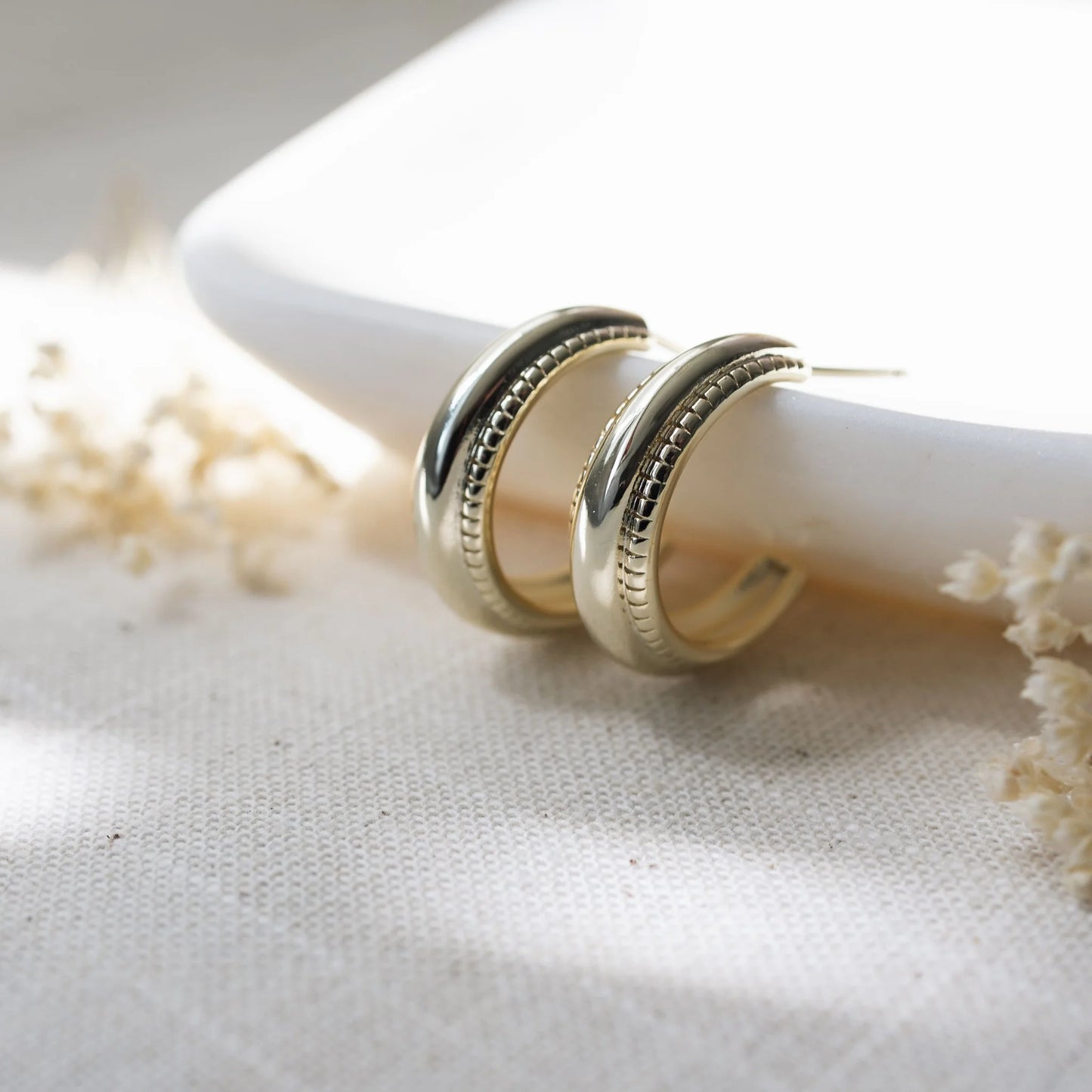 Quirina Hoops | Gold