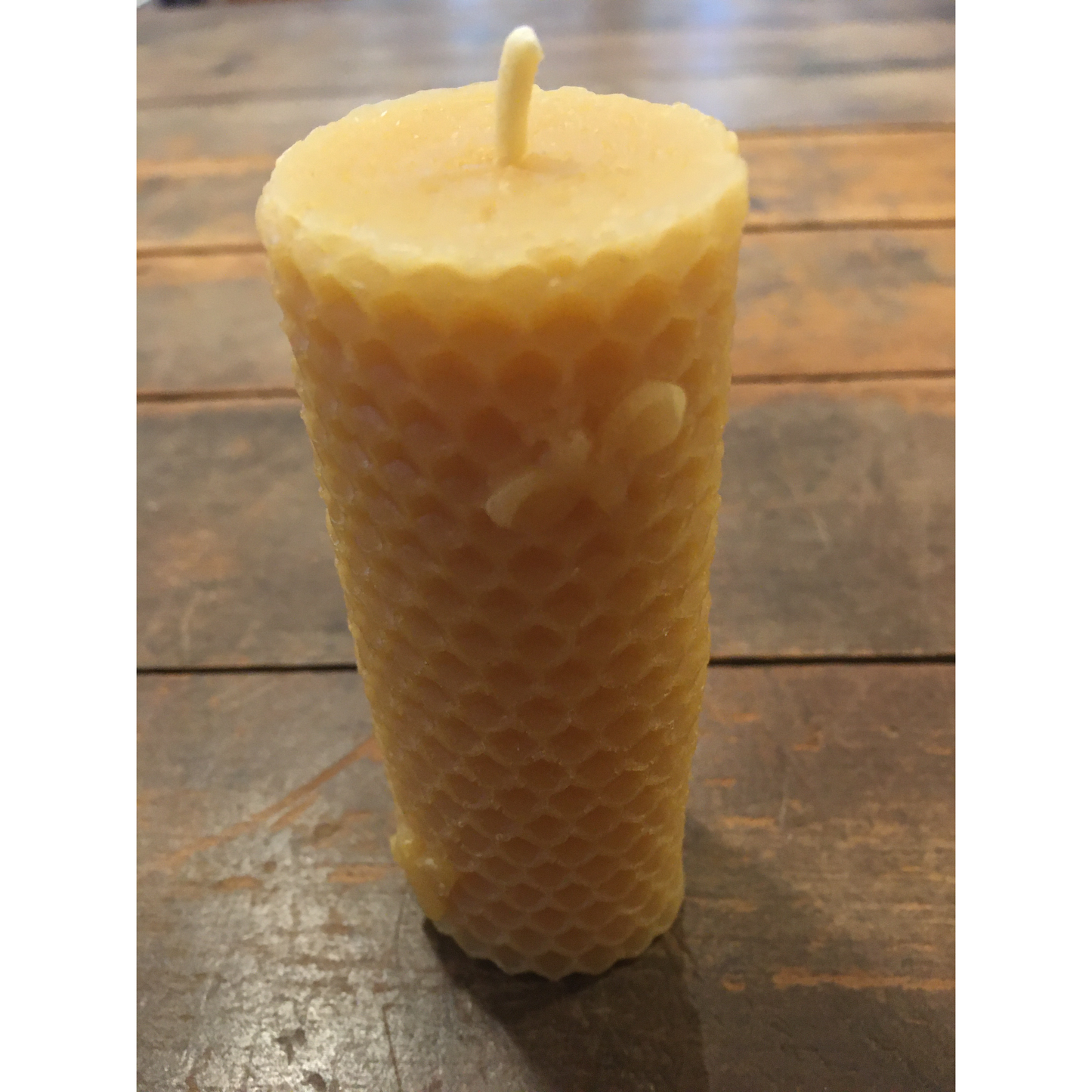 Buzzbee Honeycomb Pillar