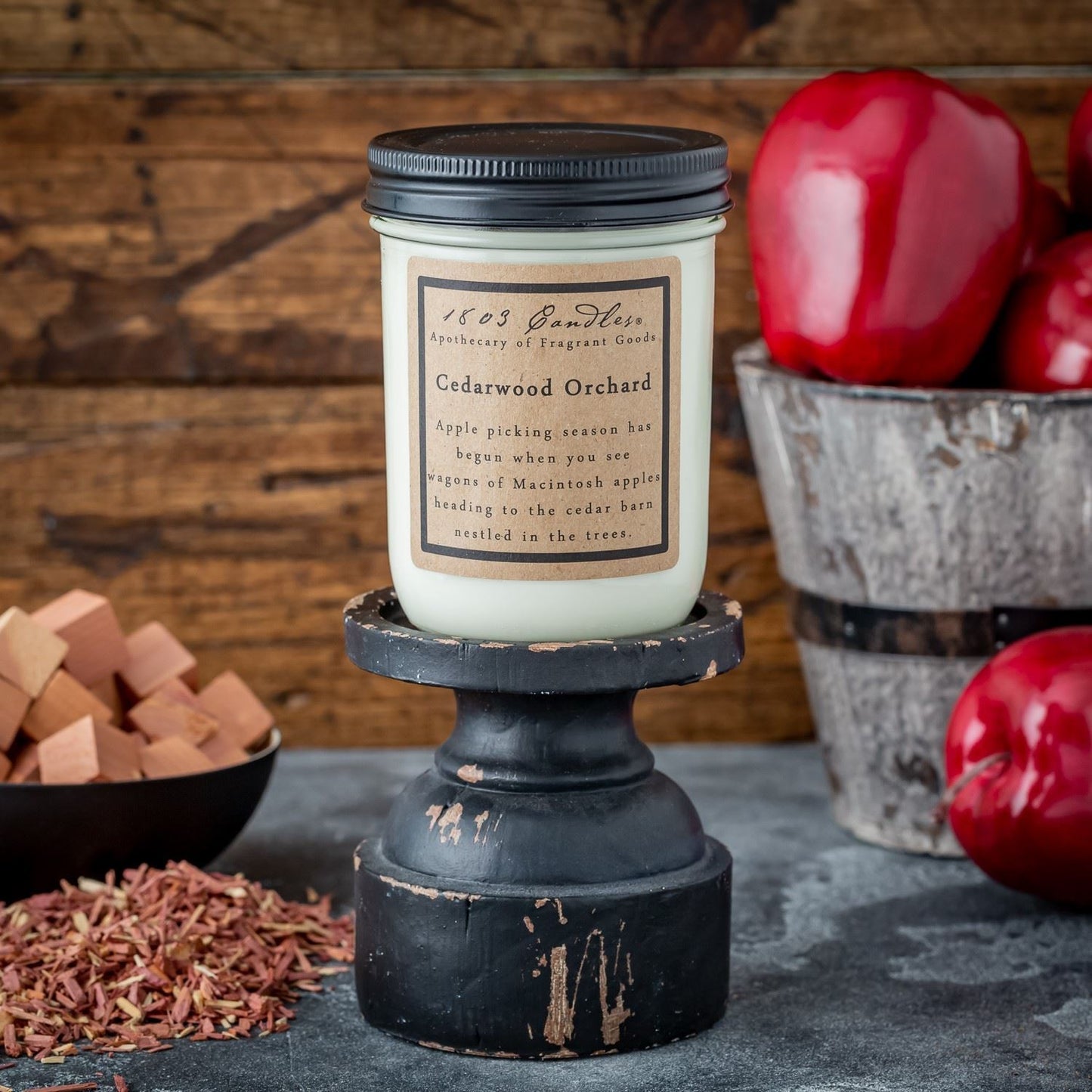 Cedarwood Orchard Soy Candle | 14oz