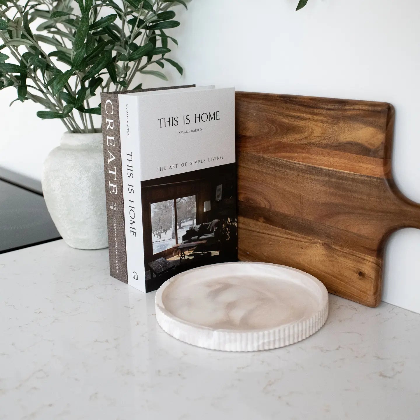 Fluted Round Tray | Limestone