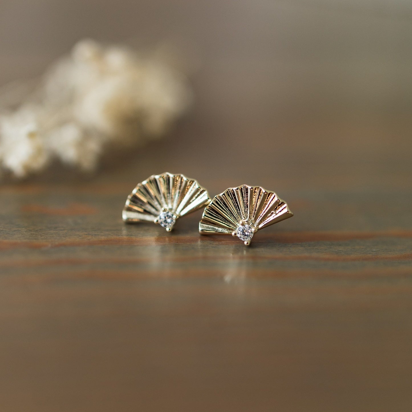 Flourish Studs - Gold