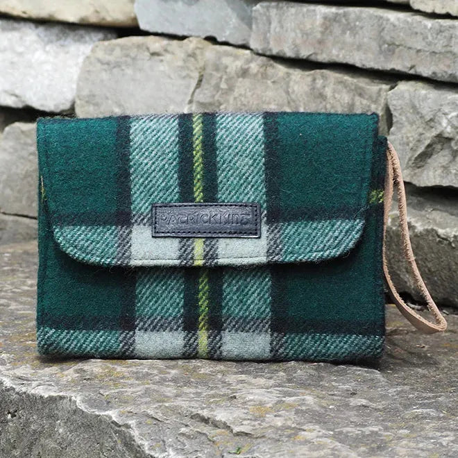 Laurel Wool Clutch Bag | Cape Breton