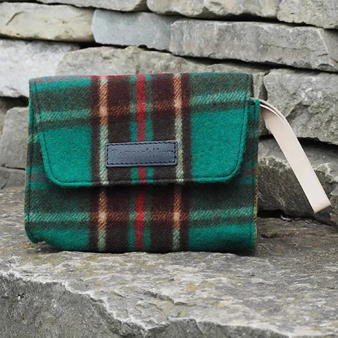 Laurel Wool Clutch Bag | Newfoundland