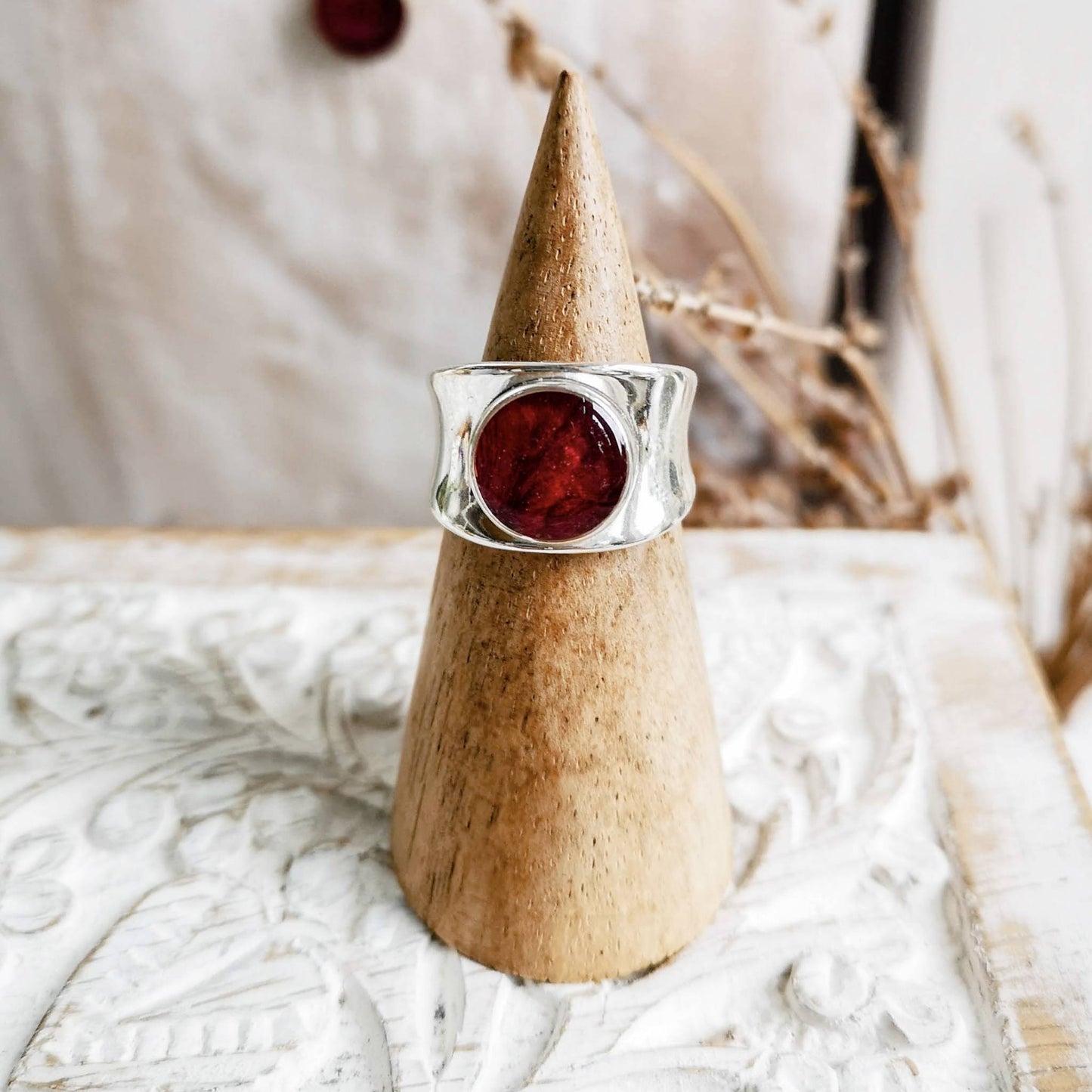 Tulip Chunky Ring (Red)