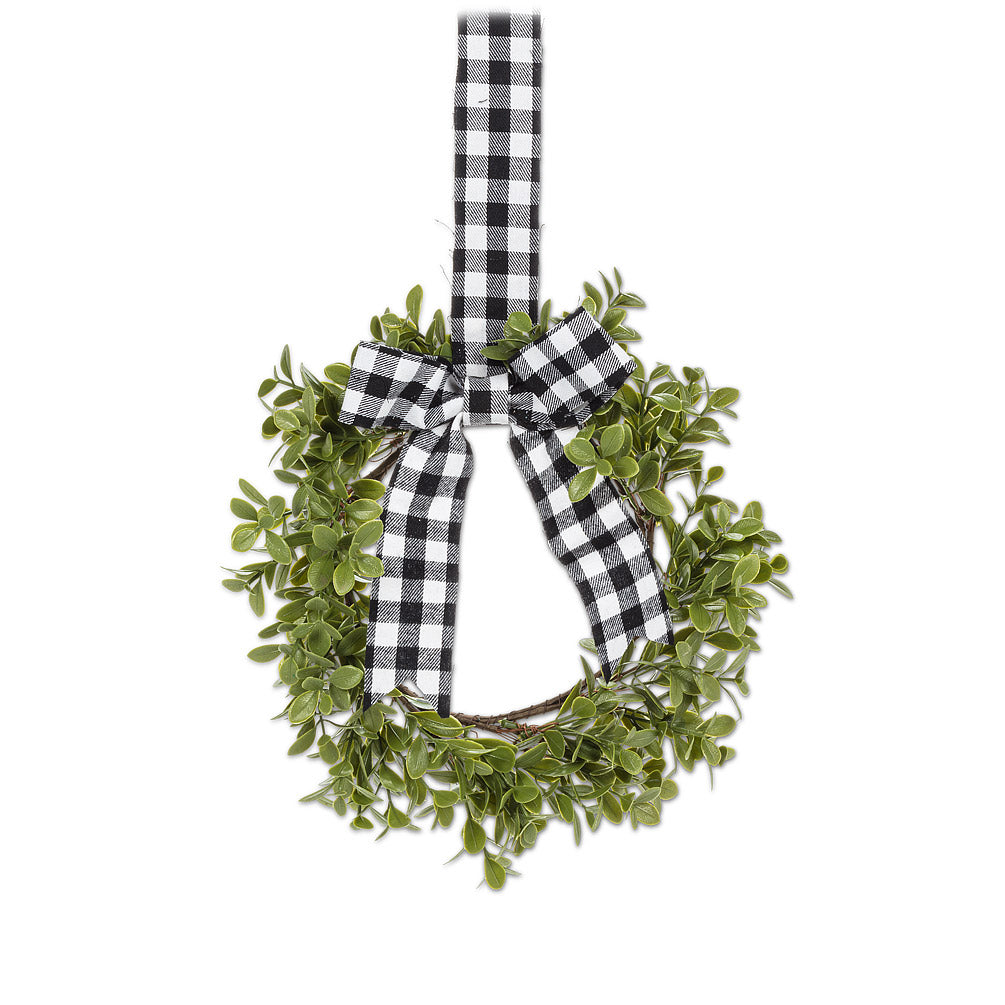 Small Boxwood Wreath w/Ribbon