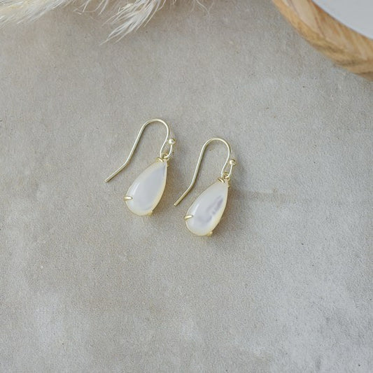 Marmee Earrings - Gold (Mother of Pearl)