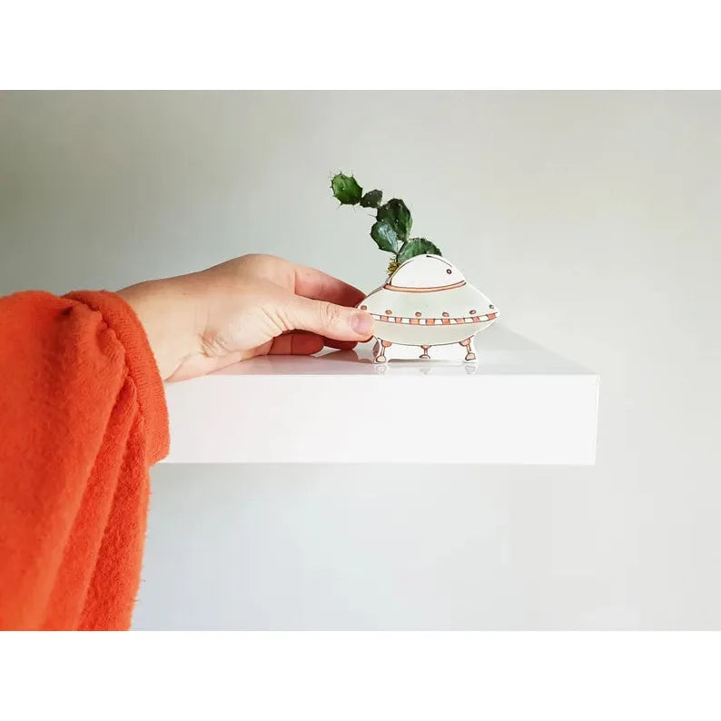 Small UFO Planter